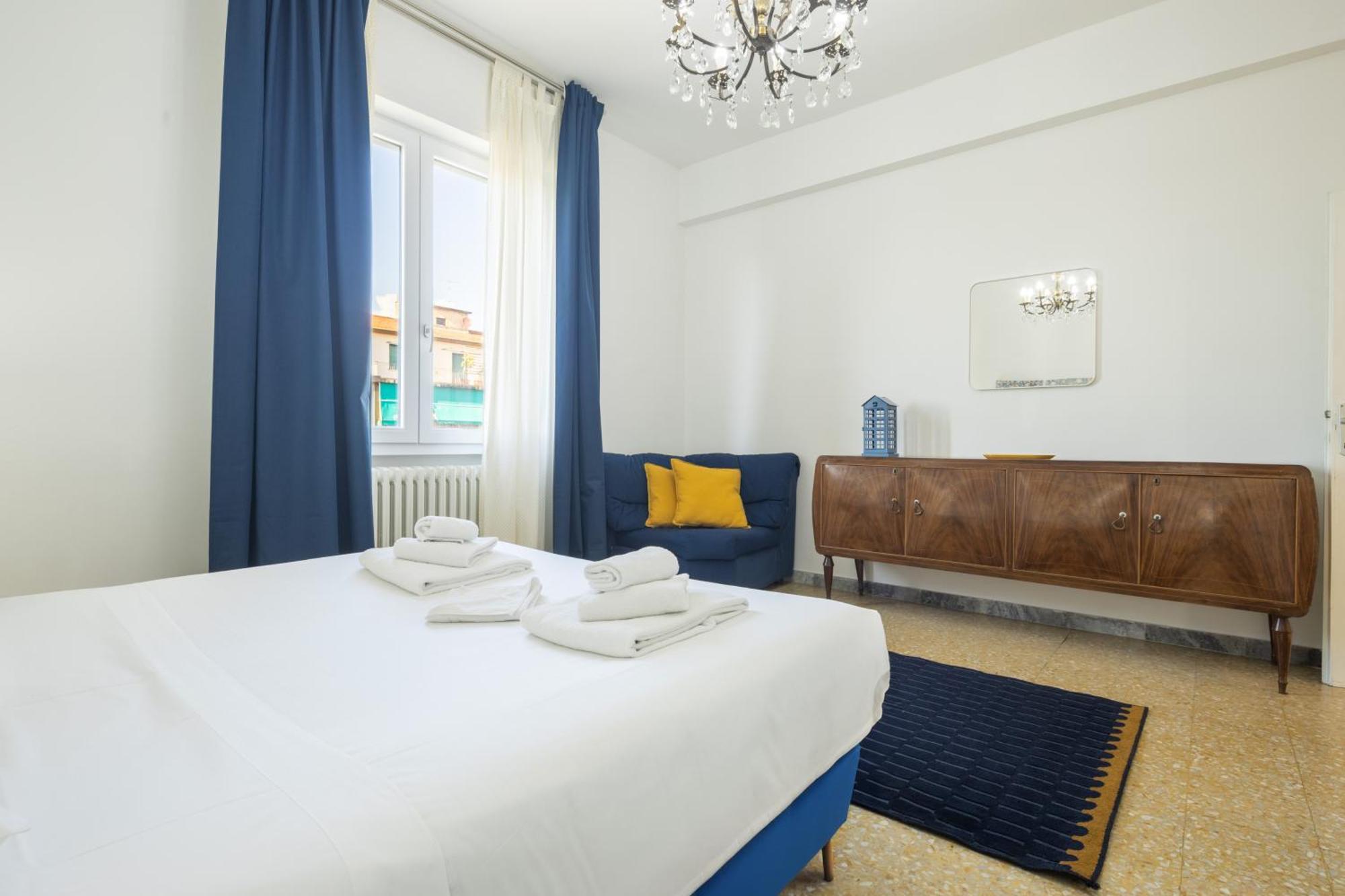 Three-bedroom Appartamento