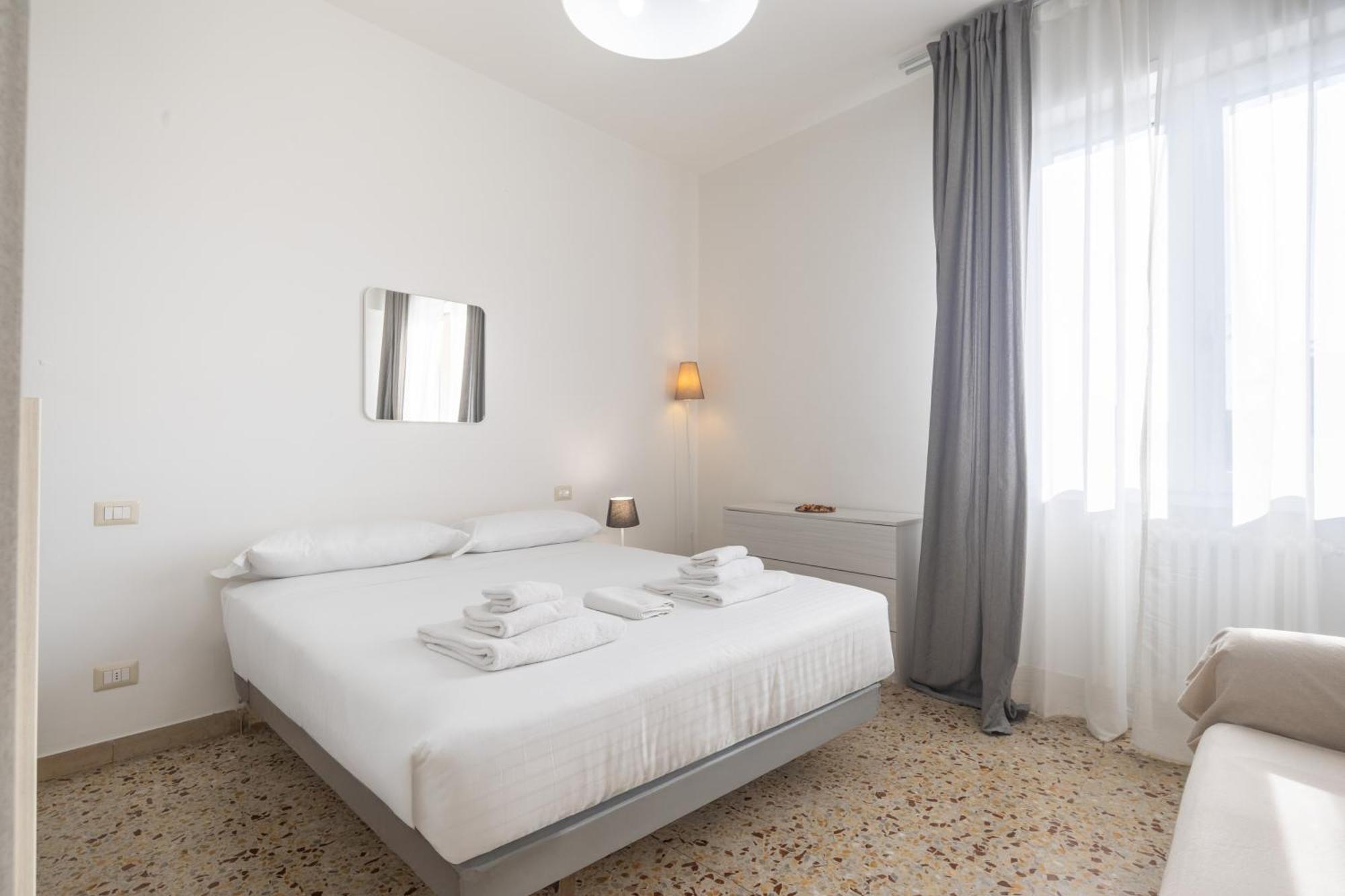 Apartment Three-bedroom Florence